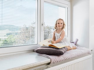 Internorm_Sonnenschutz_Kind